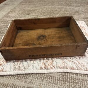 Vintage DUPONT Explosives Wooden Crate Box 50lb Dynamite Dovetail Americana 1940